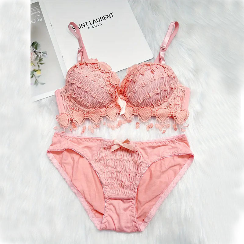 Linmart Cute Lace Embroidery Heart Lace Attached Adjustable Straps Bridal Bra and Panty Set